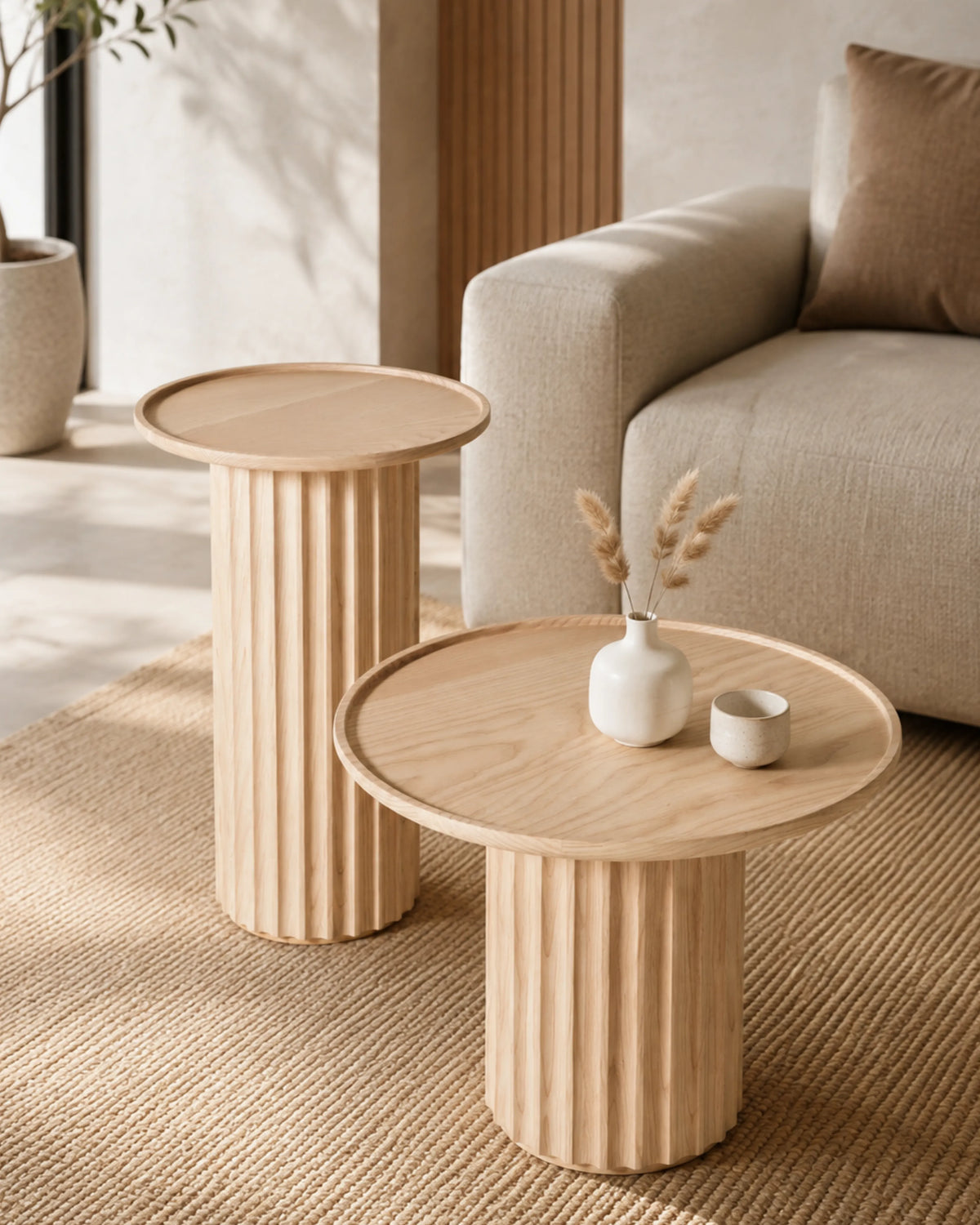 Veltris Natural Oak Fluted Round Table