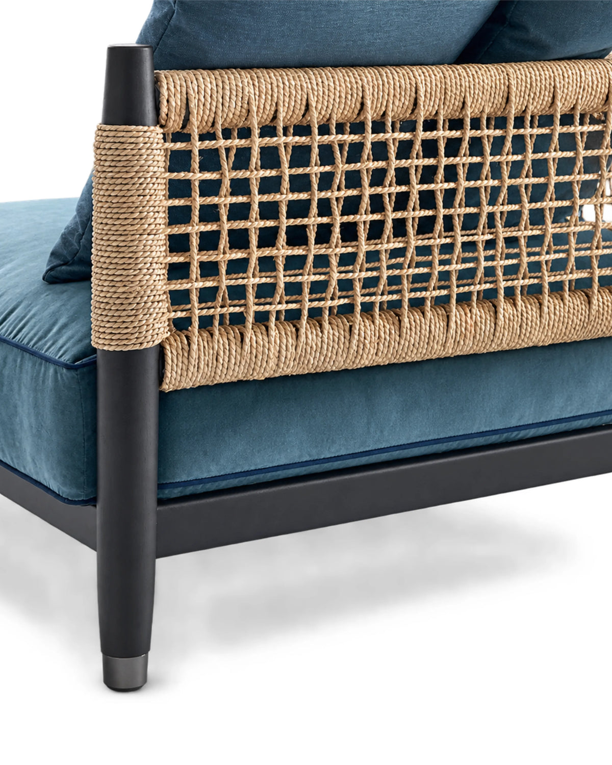 ORYVIK Sapphire Lounge Chair in Solid Teak Wood
