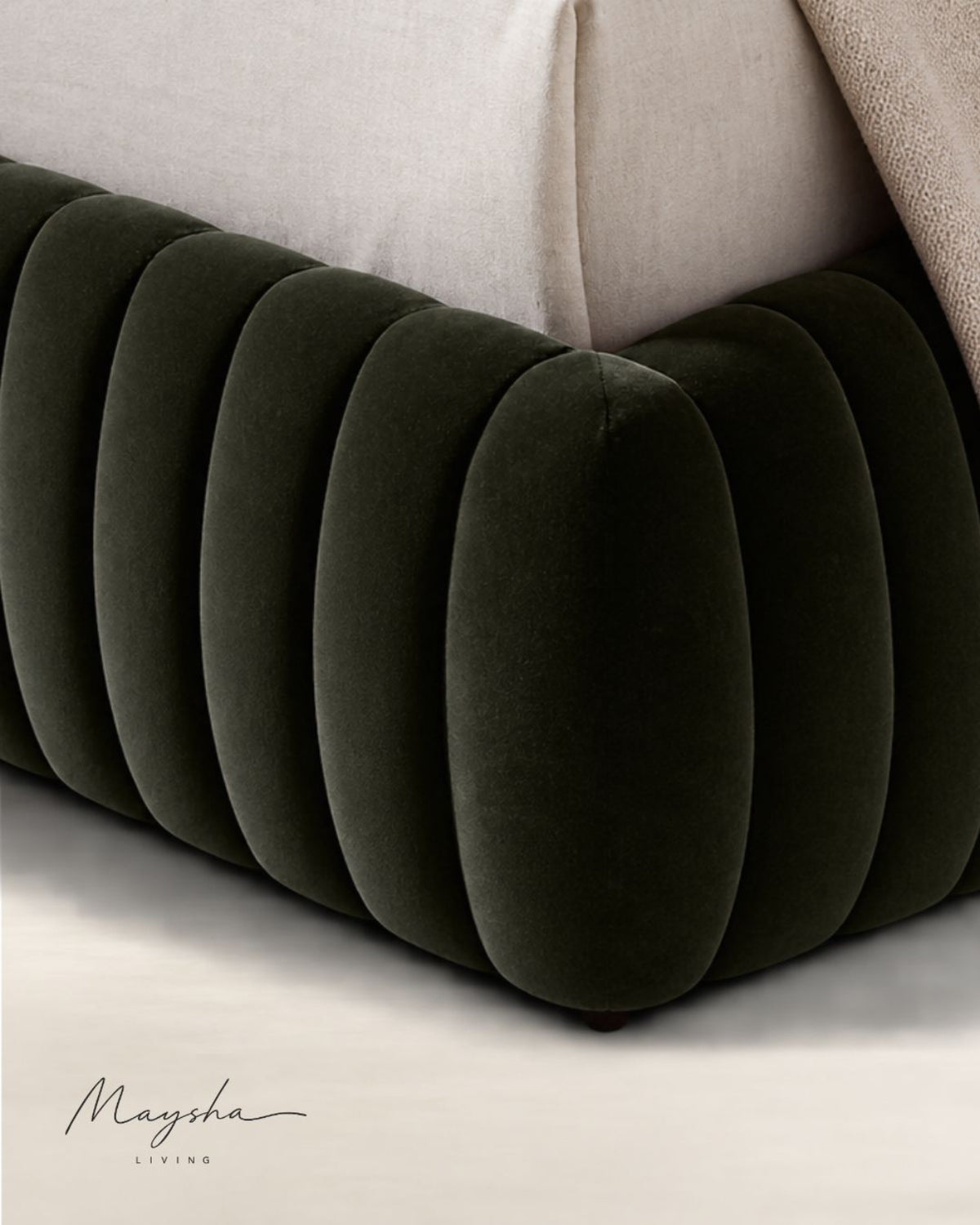 ROVIQUE Forest Velvet Channel-Tufted Performance Fabric Bed