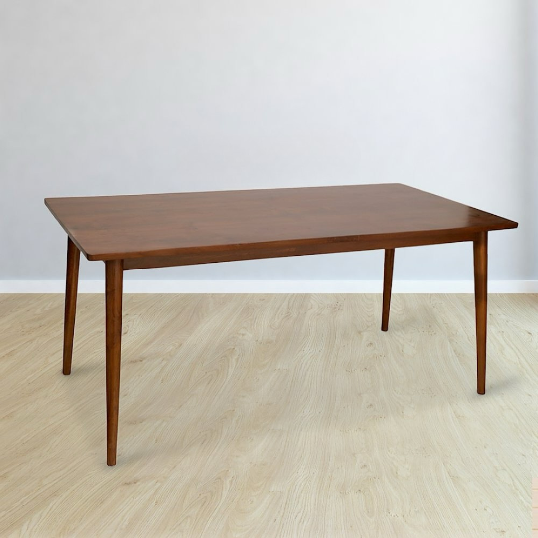 Nord Dining Table
